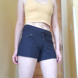 Active Life Shorts with Zip Up Pockets